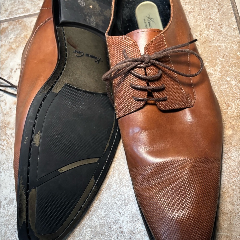 Kenneth Cole Tan Leather Oxfords - Picture 3 of 6